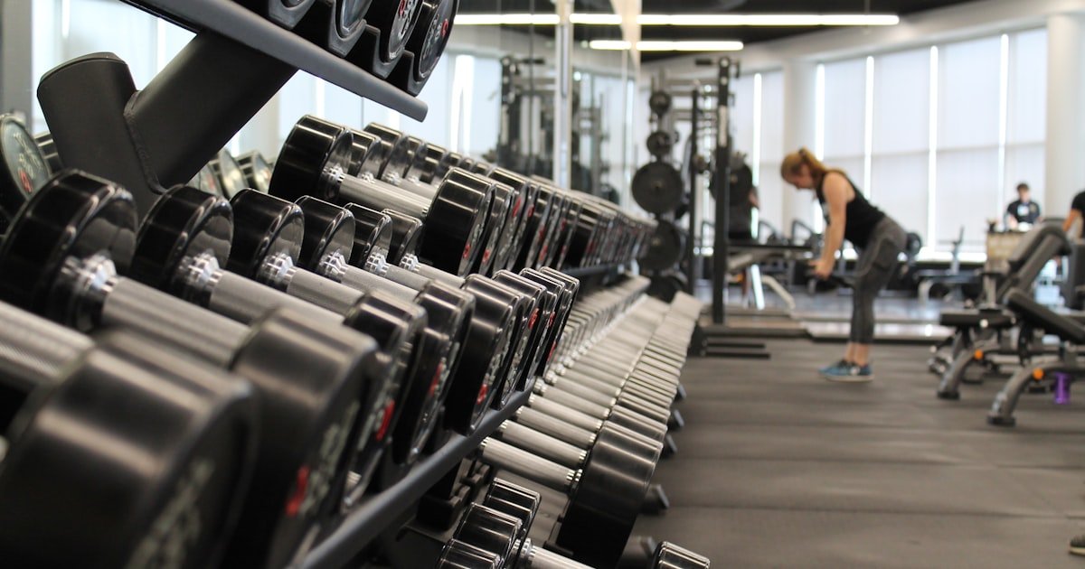 How to Choose the Right BJJ Gym: 10 Things to Look For - Under Pressure